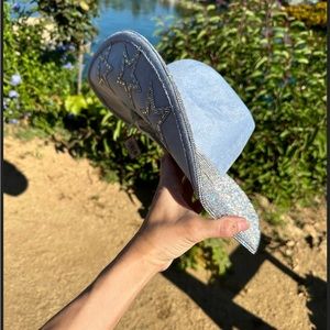 blue Rhinestone cowboy …